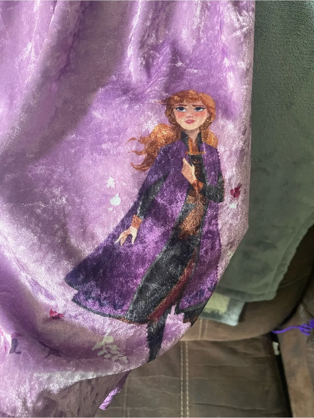 NWOT Disney Purple Velvet frozen Anna-Print Girls Nightgown sz 4
